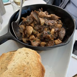 Garlic Mushroom Hotpot at Caruso's in Gymea
