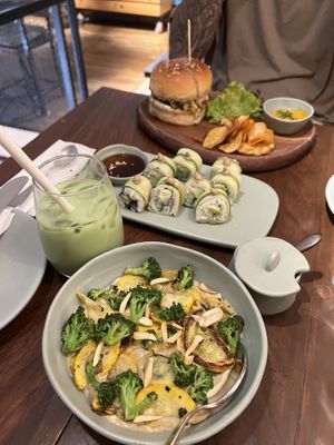   at Greenr Cafe in New Delhi