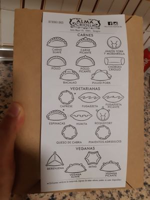 leaflet with all the options at Alma Criolla in Zaragoza