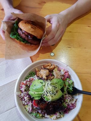 Svampe Bowl and American Burger at Plant Food in Aarhus