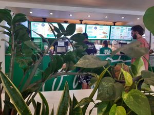  at Oowee - Picton in Bristol