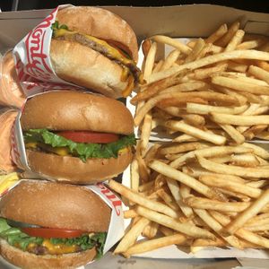 3 singles & 2 fries 🍔🍟❤️ at Monty's Good Burger - Echo Park in Los Angeles