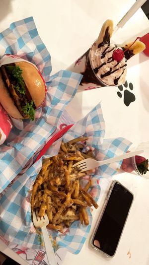 Delicious 🤩 at Monty's Good Burger - Echo Park in Los Angeles