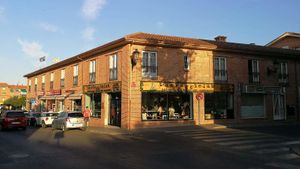 Located in a corner of Calle del Molino del Viento , 9, in Colmenar Viejo, Madrid, Spain at theVeggielab in Colmenar Viejo