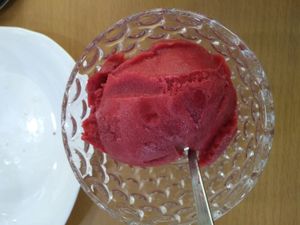 Raspberry ice cream at Elysian Delights - Ethigreenz in Gurugram