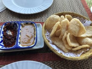 Vegan starter with peanutbutter sauce and chili at Sawasdee in Fuengirola