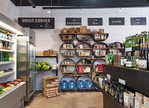 Retail at Super Foods in Quito