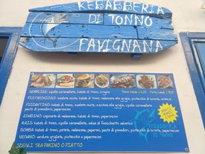 As the name of the fast food restaurant indicates: focus on tuna at Kebabberia di Tonno in Favignana