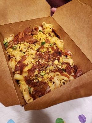 Mac n cheese with "bacon" and jalapeños at ION - It's Only Natural Restaurant in Middletown