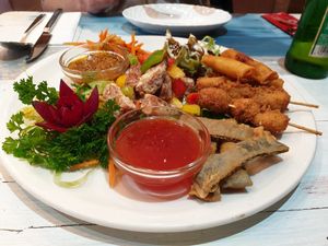 Mixed starter sharer 😋 at Puti Vegan Cafe in Glasgow