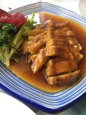 The amazing crispy plum duck at Puti Vegan Cafe in Glasgow