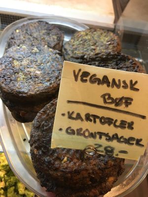 Vegan beef at Sandwich 27 in Copenhagen