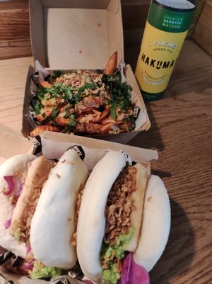 Bao Box (Tofu and Kimchi Fries) at BAO BAR 1070 in Vienna