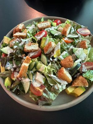 Ensalada clásica  at VegCo Restaurante Vegano in Queretaro