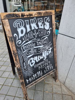Street sign at Alley Cat in Maastricht