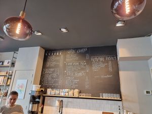 Menu above counter at Alley Cat in Maastricht