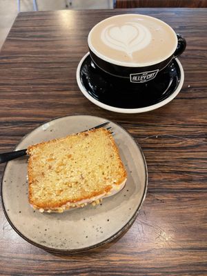 Vegan lemon cake and chai latte   at Alley Cat in Maastricht