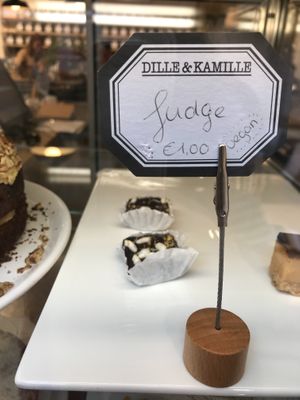 Vegan fudge at Dille & Kamille Cafe in Maastricht