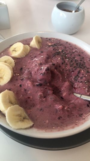 Smoothie bowl at Supernatural in 