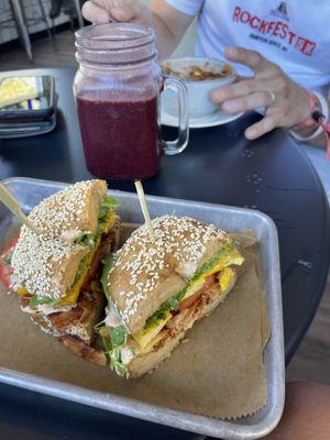 Wanderlust on sesame bagel and smoothie and chili in background   at Pulp in Asbury Park
