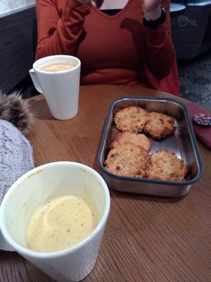 Oat Latte and Tumerik milk at Insomnia Coffee Company in Ennis