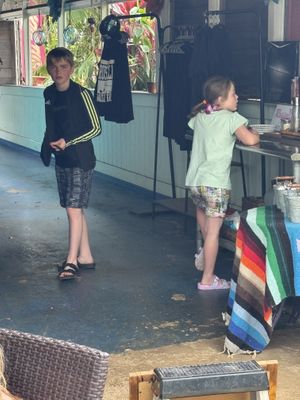 Little shop  at Russell's by Eat Healthy Kauai in Wailua