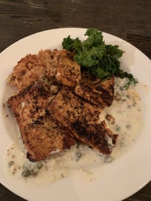 Tofu, banana rice and kale at Russell's by Eat Healthy Kauai in Wailua