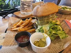 King burger, NTD 580 at Miss Shu Maan House 蔬漫小姐 - Shū Màn XiǎoJiě in Taipei