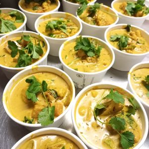 Thai Yellow Curry pot at Mountain Road in Galway