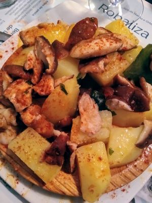 Shiitake a feira at A Ribeira in Foz