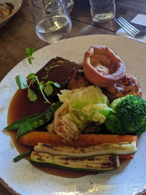 Sunday lunch with nutroast and vegan Yorkshire pudding at The Jackdaw in Denton