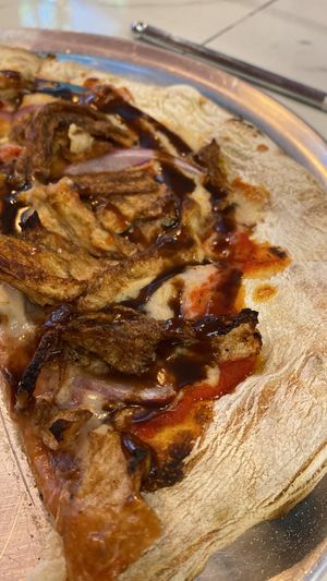 Piza  at Moonrise Comida Vegana in Guatemala City