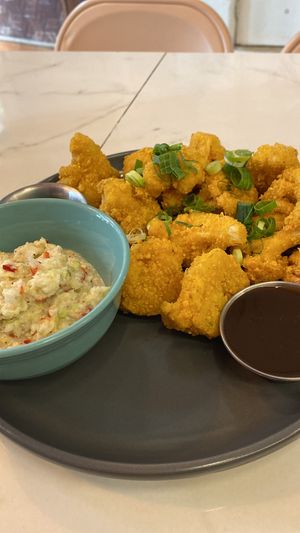 Coliflower   at Moonrise Comida Vegana in Guatemala City