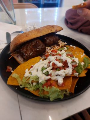  at Moonrise Comida Vegana in Guatemala City