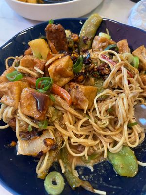 Peanut noodles at Moonrise Comida Vegana in Guatemala City