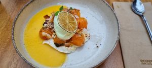 Dessert: ice cream with mango at De Levensboom in Hasselt