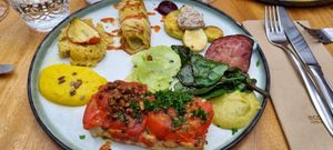 Main dish with tofu at De Levensboom in Hasselt