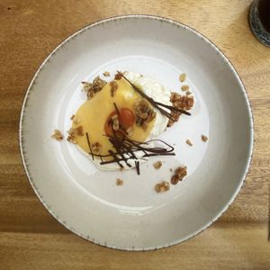 Dessert met abrikoos (mei 2024)  at De Levensboom in Hasselt