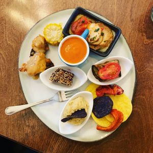 Appetizer tapas plate at De Levensboom in Hasselt