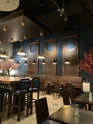 Decour  at Yugo in Doha