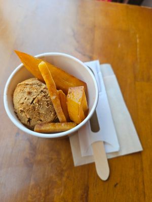 Vegan icecream with sweet potato topping at Konishi Imo in Kyoto