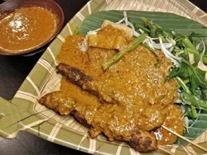 Satay bee hoon at Coco Veggie Nonya Cuisine 椰素林 in Central Singapore