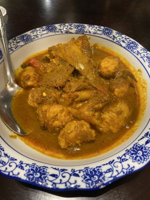 Lemongrass chicken   at Coco Veggie Nonya Cuisine 椰素林 in Central Singapore