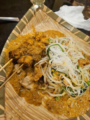Satay Bee Hoon ~ 16/10/23 at Coco Veggie Nonya Cuisine 椰素林 in Central Singapore