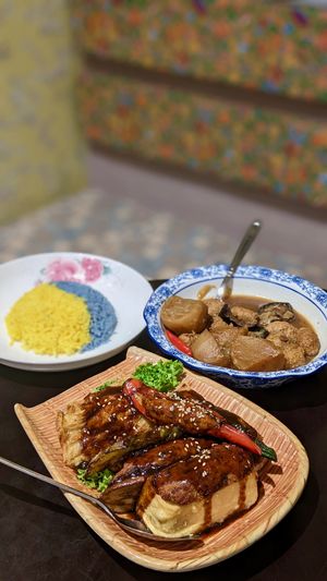 Vegan Nyonya Yong Tau Foo, Special Nyonya Pongteh Vegetarian Chicken, Yuan Yang Rice at Coco Veggie Nonya Cuisine 椰素林 in Central Singapore