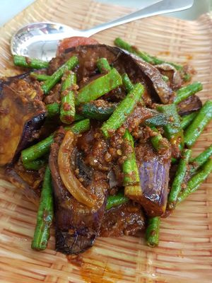 Stir fried mixed vege with sambal at Coco Veggie Nonya Cuisine 椰素林 in Central Singapore