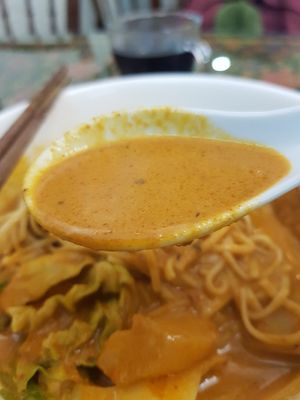 Thick fragrance gravy at Coco Veggie Nonya Cuisine 椰素林 in Central Singapore