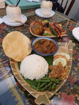 Curry monkeyhead mushroom  with rice at Coco Veggie Nonya Cuisine 椰素林 in Central Singapore