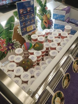 Ready for take out! at Coconut Glen's in Tokyo