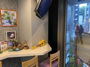 three places to sit  at Coconut Glen's in Tokyo